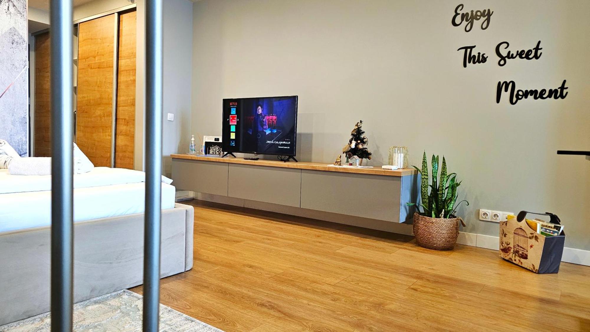 Eriss Studio Suite - Ozone Building Apartment Cluj-Napoca Exteriör bild